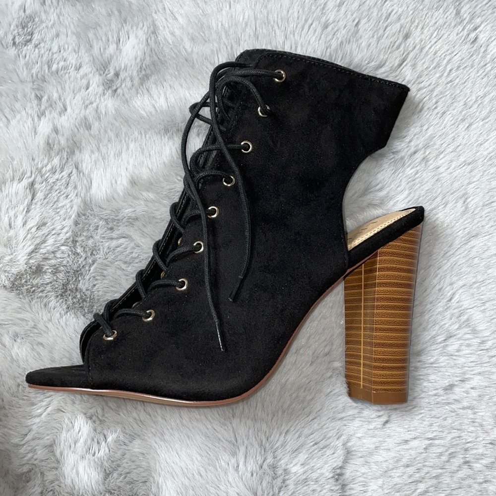 Black lace up heels